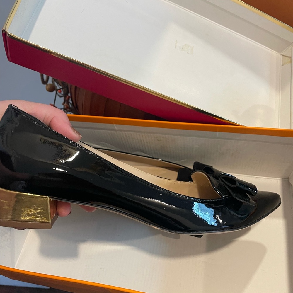Kate Spade ♠️ Patent Leather Flats with Bow! 🎀